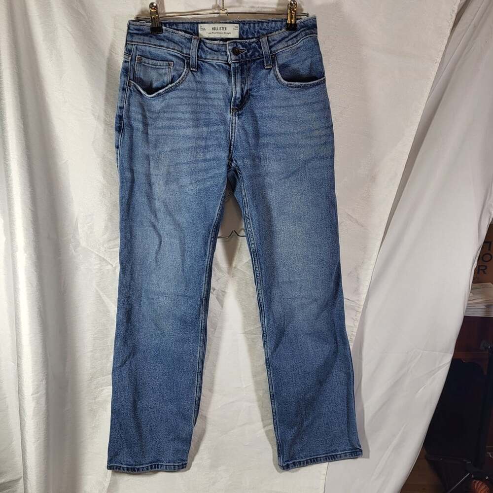 Hollister Low-Rise Relaxed Straight Jeans W26